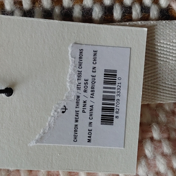 Chevron weave throw - Picture 3 of 3